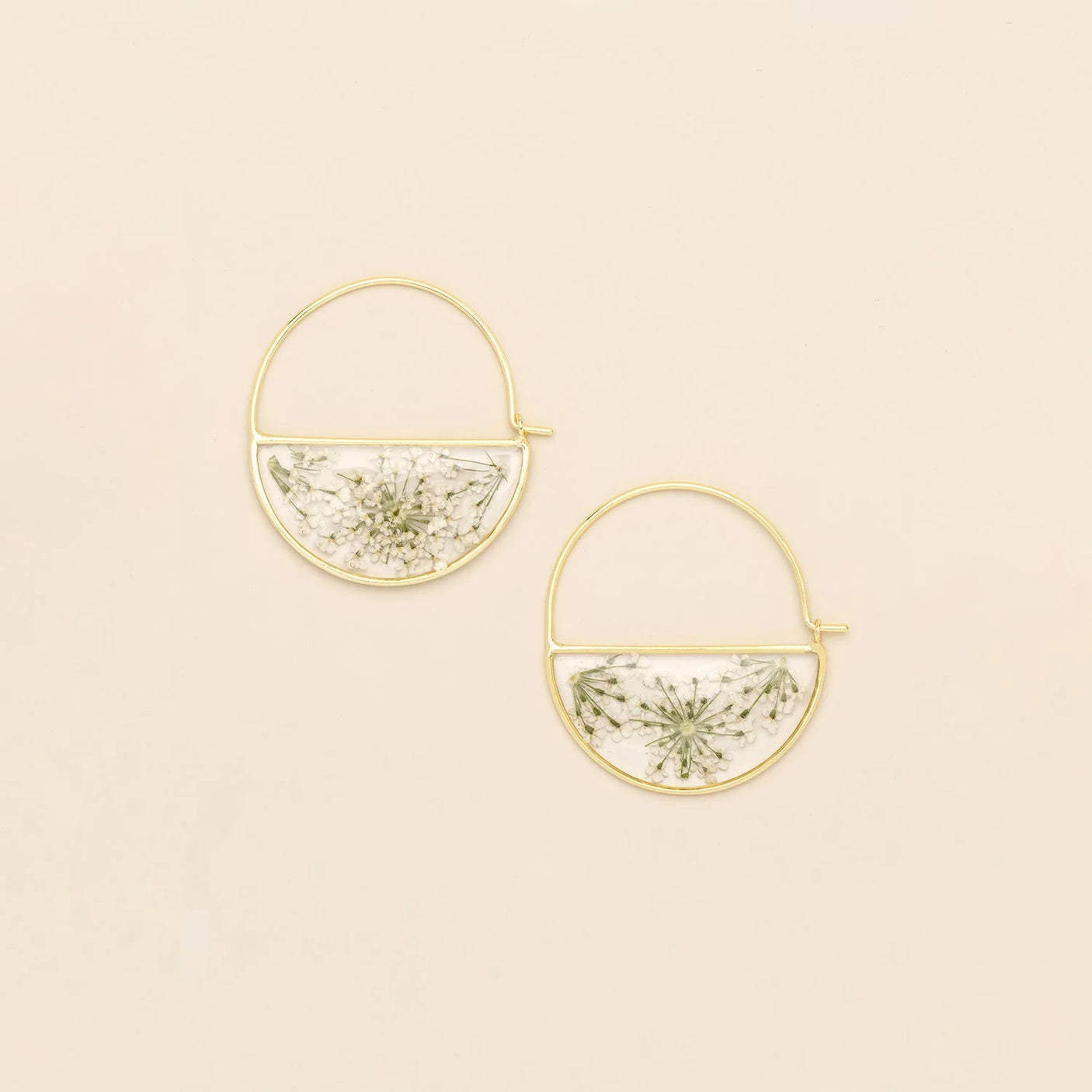 Pressed Flower Hoop Earrings - Gold - White Lace Flower