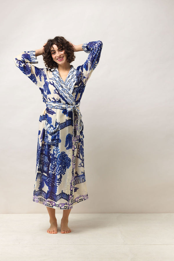 Giant Willow Blue Robe