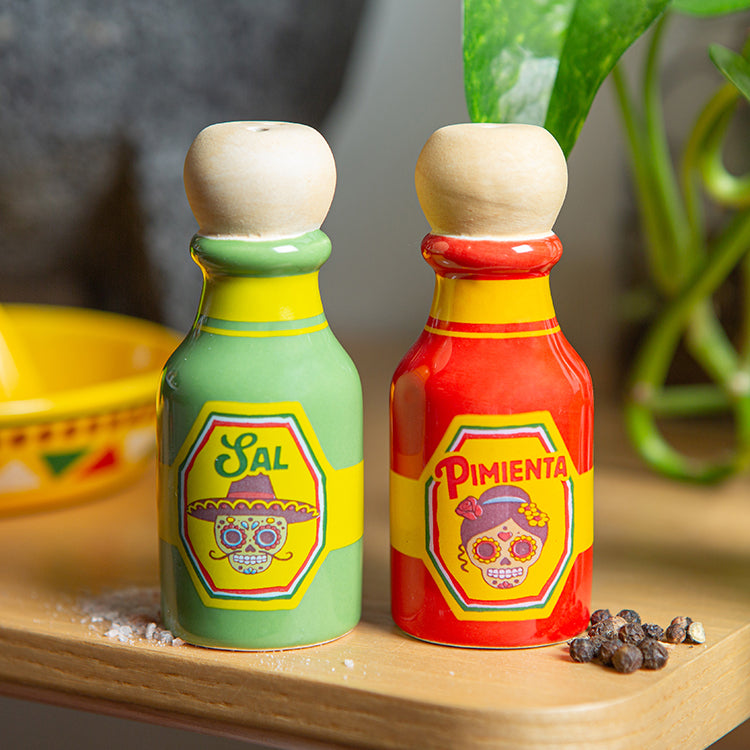 Hot Sauce Shaped Salt & Pepper Shakers Set