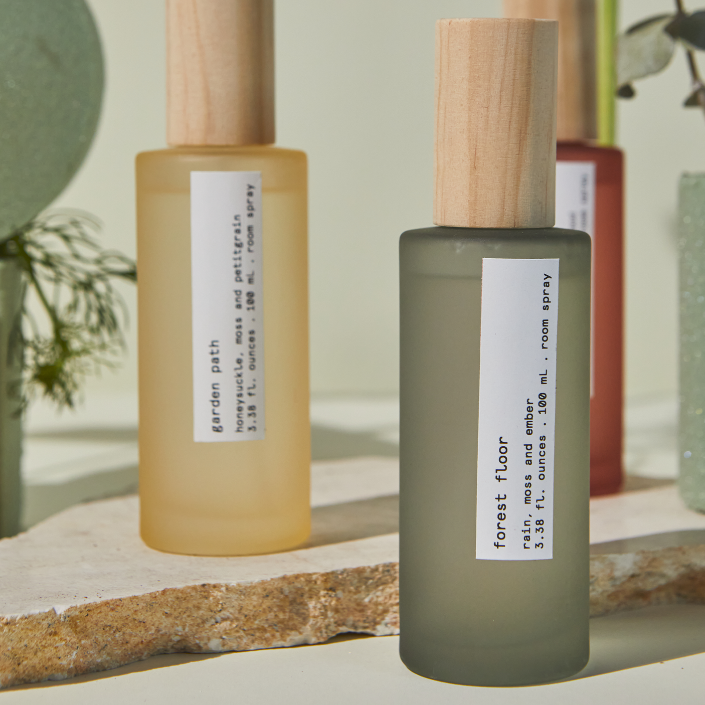 Firefly Senses Room Spray with Wood Lid.