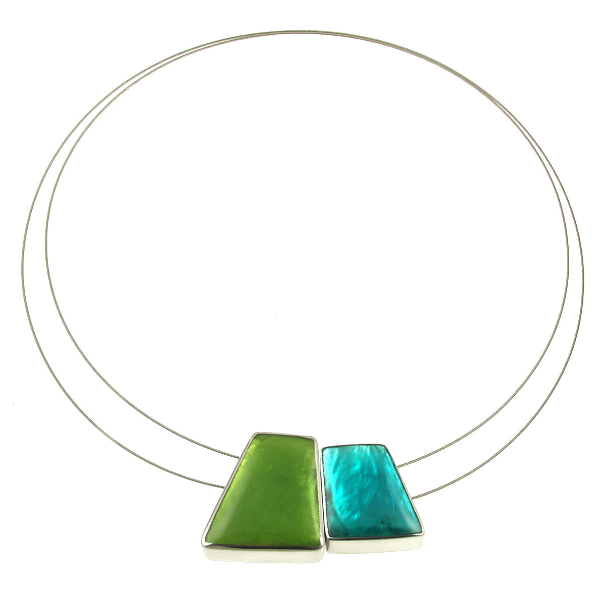 Daiquiri Green Turquoise Blue Color Two Tone Color Resin Necklace Magnetic Front Clasp Pendant