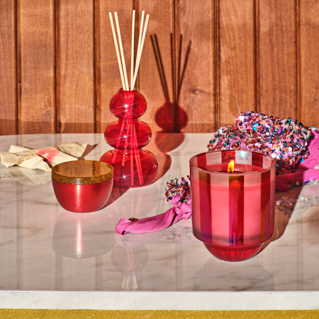 Memories of Mistletoe Kisses Red Glass Bubble Christmas Reed Diffuser