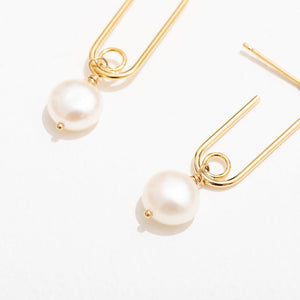 Freshwater Button Pearls Paperclip Gold Plated Tiffany Earrings Close Up Detail