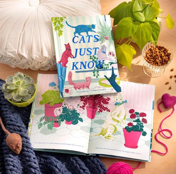 Cats Just Know Gift Book Lifestyle