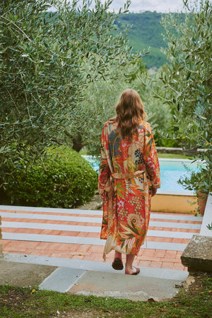 Fans Scarlet Robe