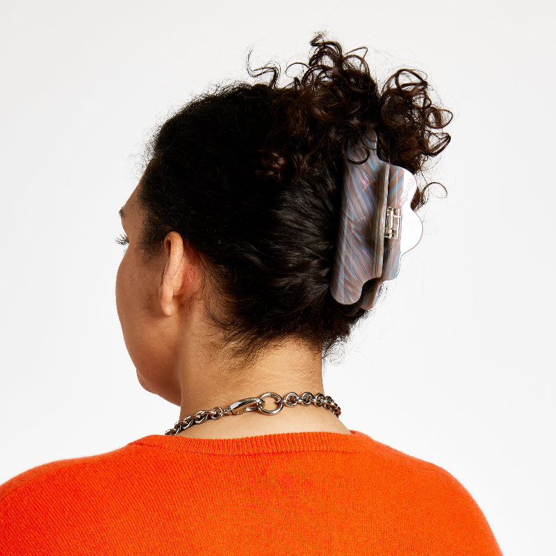 Chunks Nimbus Hair Claw Clip in Fuel styled in a curly hair woman updo hairstyle