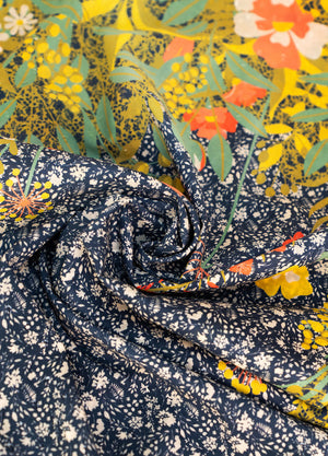 Floral Hedgerow Cotton Poplin Scarf - Blue