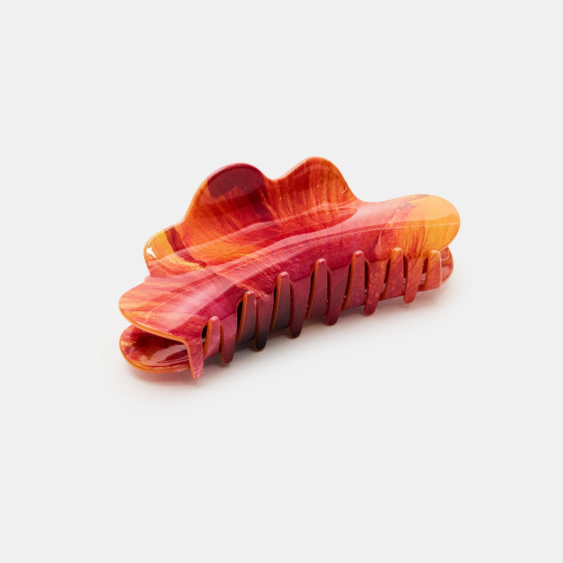 Other side of Chunks Nimbus Hair Claw Clip in Hibiscus Flower on a white background