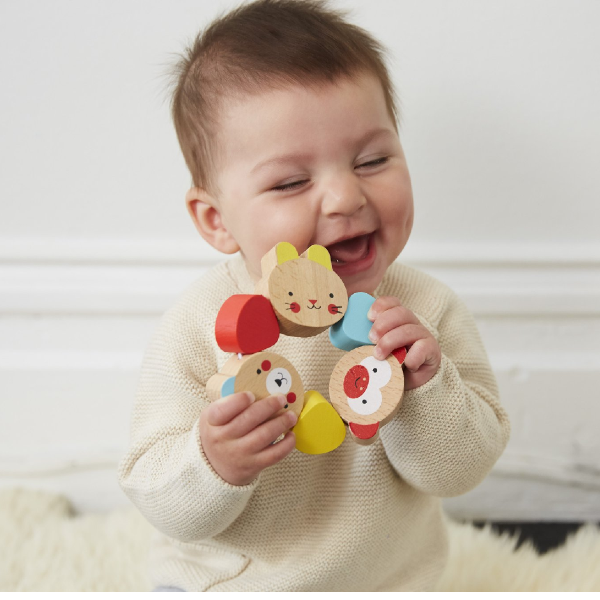 Wooden Grasping Ring Rattle (6+ mo)