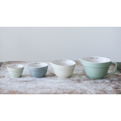 Stoneware Measuring Batter Bowl Set