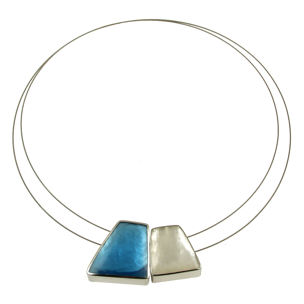 Ocean Blue White Color Two Tone Color Resin Necklace Magnetic Front Clasp Pendant