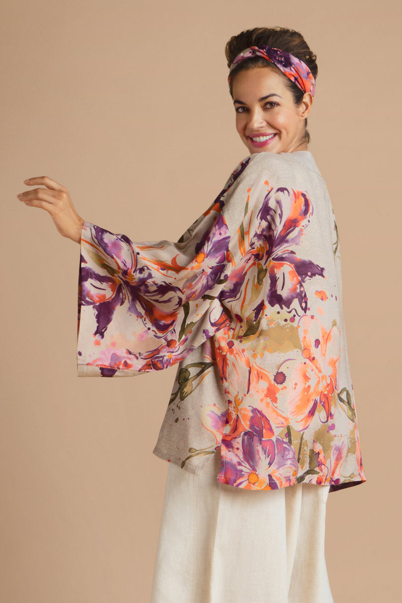 Orchid & Iris Kimono Model